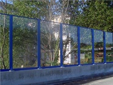 lastra solida in policarbonato insonorizzata